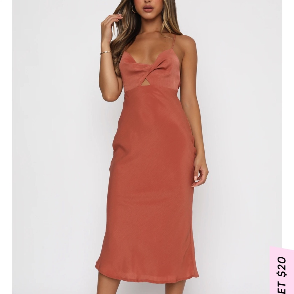 White Fox Dress NWT- Walk The Line (Rust) : BRAND NEW - Picture 2 of 5